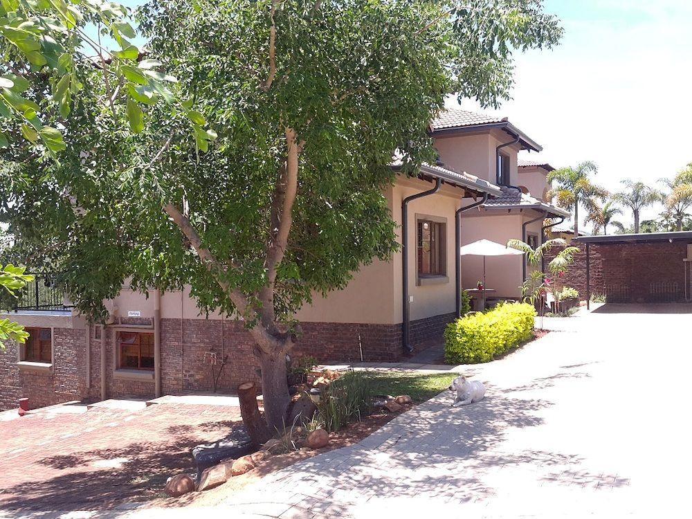 Meerkat Manor Komatipoort Esterno foto